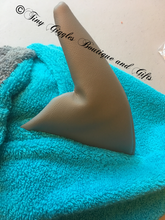 Load image into Gallery viewer, Shark Character Hooded Towel